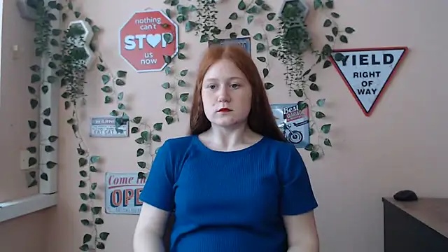 Snapshot of Red__Girll chatting on May 20, 2026, 12:22 pm Red Girll online show from May 20, 2026, 12:22 pm