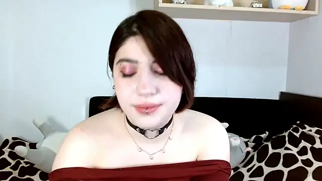 Oriana secret online show from June 27, 2026, 4:06 am