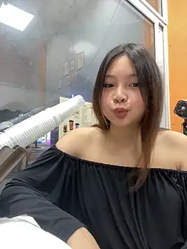 Selenaa110 online show from May 28, 2026, 3:42 pm