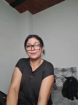 Scarlett Valnyx online show from June 12, 2026, 1:21 pm