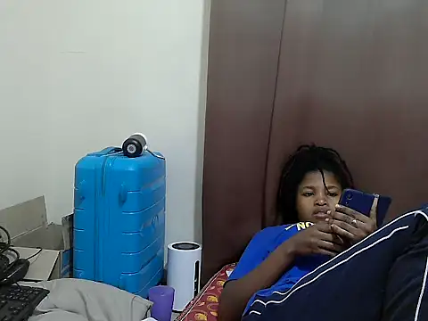 Snapshot of Zilpah_ chatting on June 10, 2026, 8:08 pm Zilpah online show from June 10, 2026, 8:08 pm