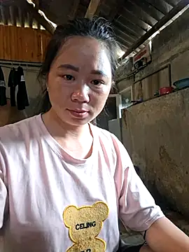 Mila 00 online show from May 19, 2026, 8:20 am