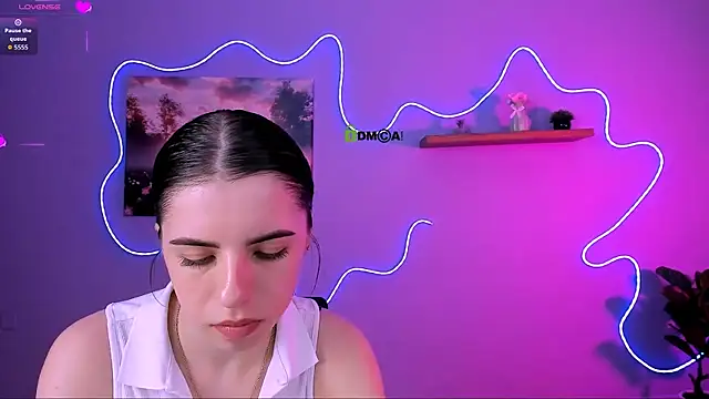 Snapshot of lyra_desire chatting on May 25, 2026, 12:22 pm lyra desire online show from May 25, 2026, 12:22 pm