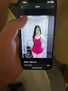 Alina006  online show from May 28, 2026, 3:26 am