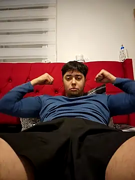 BodyGym18 online show from August 1, 2026, 4:28 pm