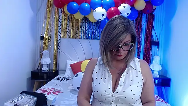 Samantha Brm online show from June 30, 2026, 8:21 pm