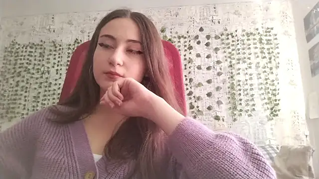 Snapshot of Pollykiss chatting on July 16, 2026, 10:43 am Pollykiss online show from July 16, 2026, 10:43 am