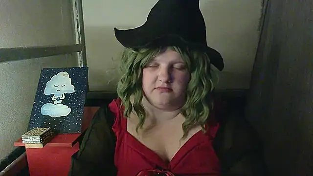 Freya Fellie online show from May 20, 2026, 4:02 pm