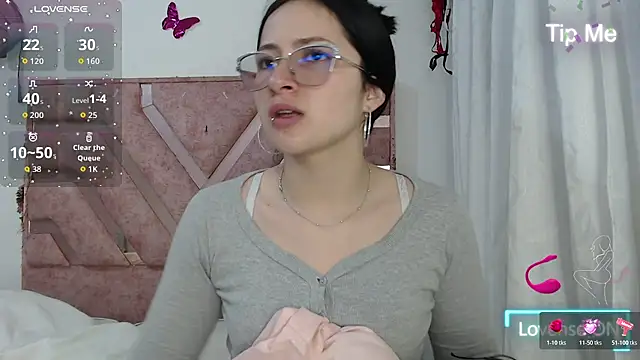 Snapshot of Angel-Hott_ chatting on June 12, 2026, 3:49 am Angel-Hott online show from June 12, 2026, 3:49 am