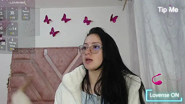 Snapshot of Angel-Hott_ chatting on June 23, 2026, 3:26 am Angel-Hott online show from June 23, 2026, 3:26 am