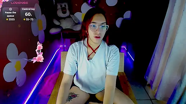 ashly litlle online show from June 4, 2026, 7:20 pm