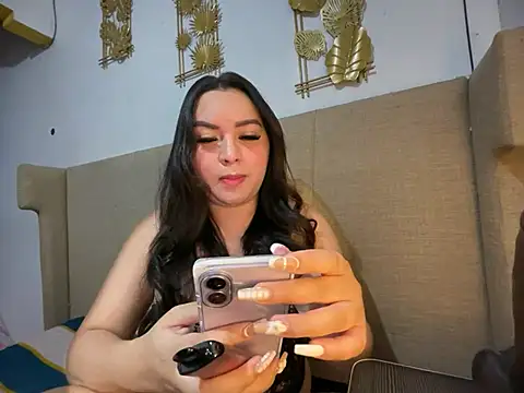 Snapshot of lustfull_bella chatting on July 10, 2026, 3:47 pm lustfull bella online show from July 10, 2026, 3:47 pm