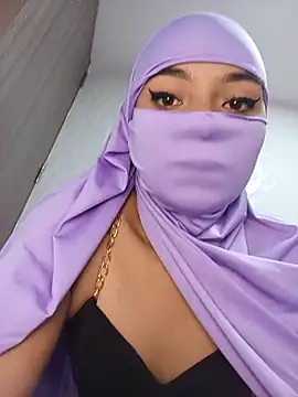 Snapshot of Samira_1 chatting on June 17, 2026, 10:00 pm Samira 1 online show from June 17, 2026, 10:00 pm