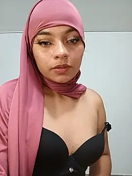 Snapshot of Samira_1 chatting on July 2, 2026, 11:22 pm Samira 1 online show from July 2, 2026, 11:22 pm
