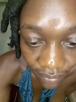 Snapshot of Paulahaze chatting on June 28, 2026, 9:10 pm Paulahaze online show from June 28, 2026, 9:10 pm
