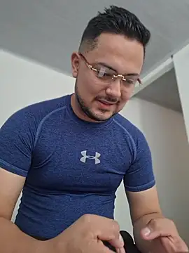 ORTIZ96hot online show from July 12, 2026, 9:06 pm