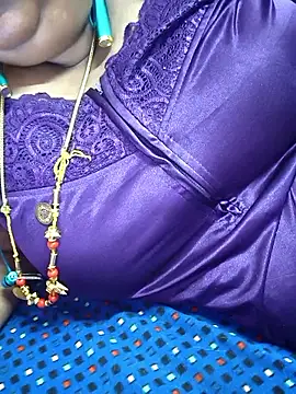 Snapshot of geetha431 chatting on June 11, 2026, 5:55 pm geetha431 online show from June 11, 2026, 5:55 pm