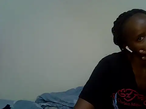 Snapshot of Ebonyluxe12 chatting on May 26, 2026, 10:55 am Ebonyluxe12 online show from May 26, 2026, 10:55 am