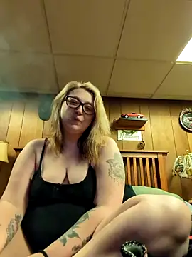 alecstacy online show from May 22, 2026, 1:57 am
