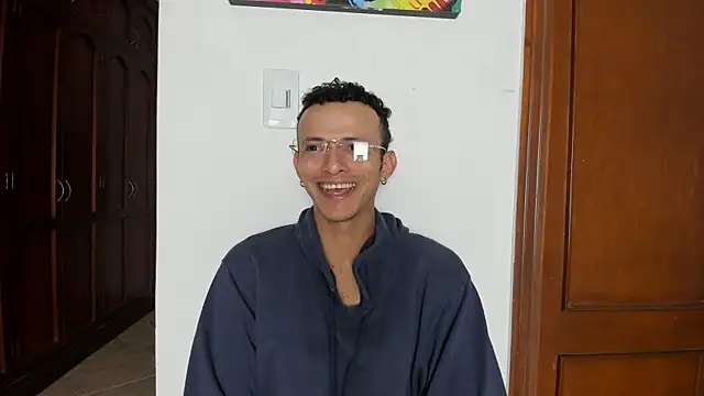 Snapshot of Mystic_temptation2 chatting on June 12, 2026, 1:43 pm Mystic temptation2 online show from June 12, 2026, 1:43 pm