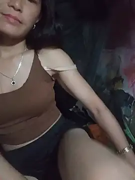Snapshot of Heryy_xx chatting on July 5, 2026, 8:27 pm Heryy xx online show from July 5, 2026, 8:27 pm