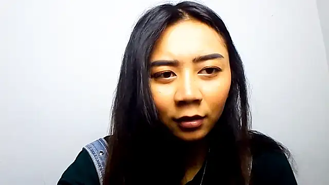 KristieOrtmann online show from June 19, 2026, 6:29 am