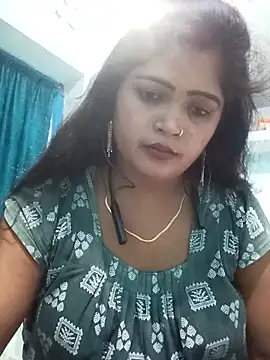 Raginilove online show from May 23, 2026, 5:28 pm