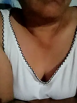 Bong sexy online show from July 2, 2026, 4:35 pm
