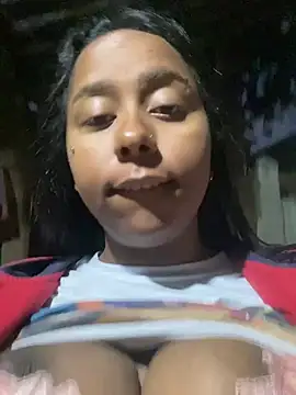 jhenannyy online show from July 16, 2026, 9:04 am