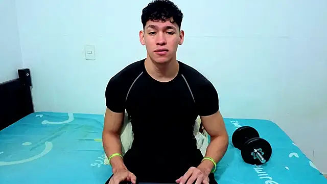 Luke Muscle online show from June 8, 2026, 2:28 pm