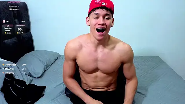 Luke Muscle online show from July 2, 2026, 11:22 pm