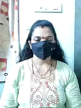 Snapshot of Leela_555 chatting on May 22, 2026, 12:22 pm Leela 555 online show from May 22, 2026, 12:22 pm