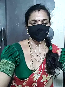 Snapshot of Leela_555 chatting on May 31, 2026, 12:23 pm Leela 555 online show from May 31, 2026, 12:23 pm