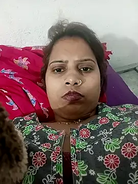 Pooja578 online show from May 25, 2026, 7:31 pm