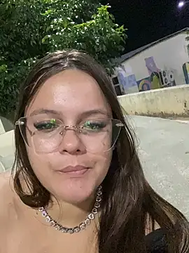Laryssinha 69 online show from July 12, 2026, 10:12 pm