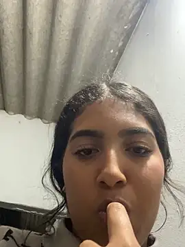Sex Latin699 online show from June 15, 2026, 3:42 am