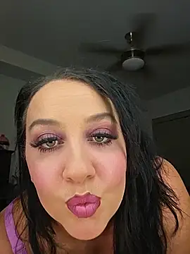 CreamVixen online show from July 24, 2026, 2:42 am