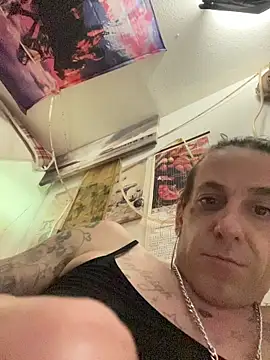 VanillaSnowcones online show from June 13, 2026, 7:34 pm