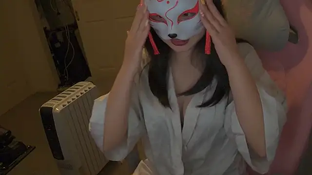 Wifey-Kiki online show from May 26, 2026, 10:44 am