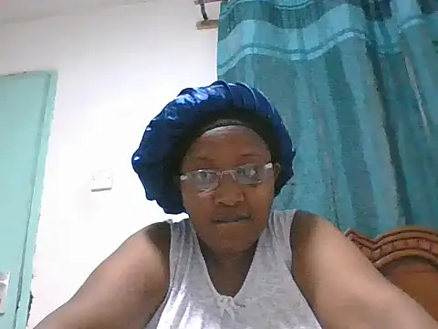Snapshot of peacechloe chatting on June 29, 2026, 7:36 pm peacechloe online show from June 29, 2026, 7:36 pm