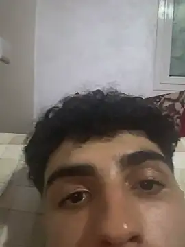 Snapshot of Adammhotty chatting on July 10, 2026, 3:33 am Adammhotty online show from July 10, 2026, 3:33 am