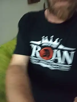 Toni13 1983 online show from June 14, 2026, 10:01 pm