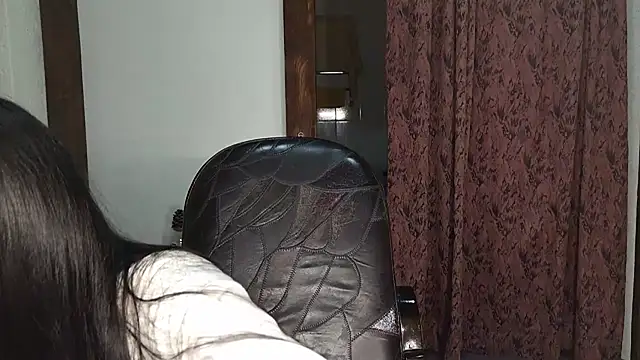 BouncySweety online show from November 20, 2025, 5:56 pm