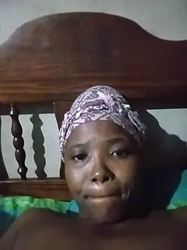 mommysmiley1234 online show from June 26, 2026, 10:14 pm