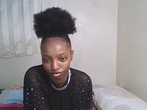 Snapshot of CUTE-MESSY chatting on June 25, 2026, 1:15 pm CUTE-MESSY online show from June 25, 2026, 1:15 pm