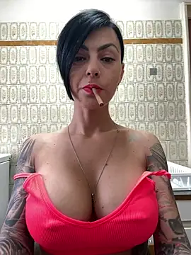 1HelenRose online show from June 12, 2026, 12:04 pm