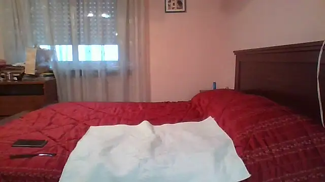 Snapshot of ItalianBigBoobs chatting on December 19, 2024, 1:51 pm ItalianBigBoobs online show from December 19, 2024, 1:51 pm