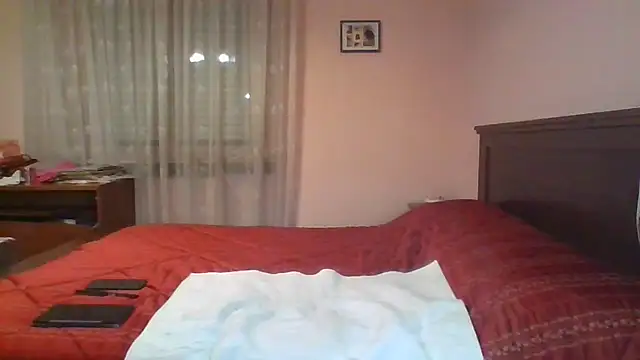 Snapshot of ItalianBigBoobs chatting on September 25, 2025, 7:28 pm ItalianBigBoobs online show from September 25, 2025, 7:28 pm