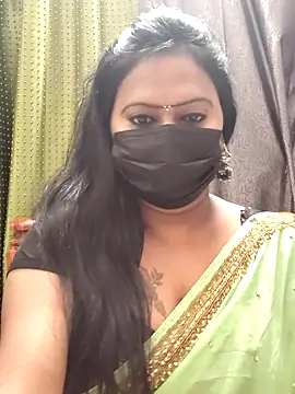 Snapshot of Meera_mia chatting on June 6, 2026, 11:09 pm Meera mia online show from June 6, 2026, 11:09 pm