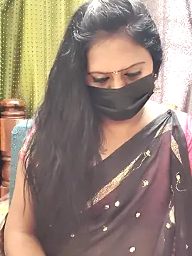 Snapshot of Meera_mia chatting on June 13, 2026, 11:08 am Meera mia online show from June 13, 2026, 11:08 am